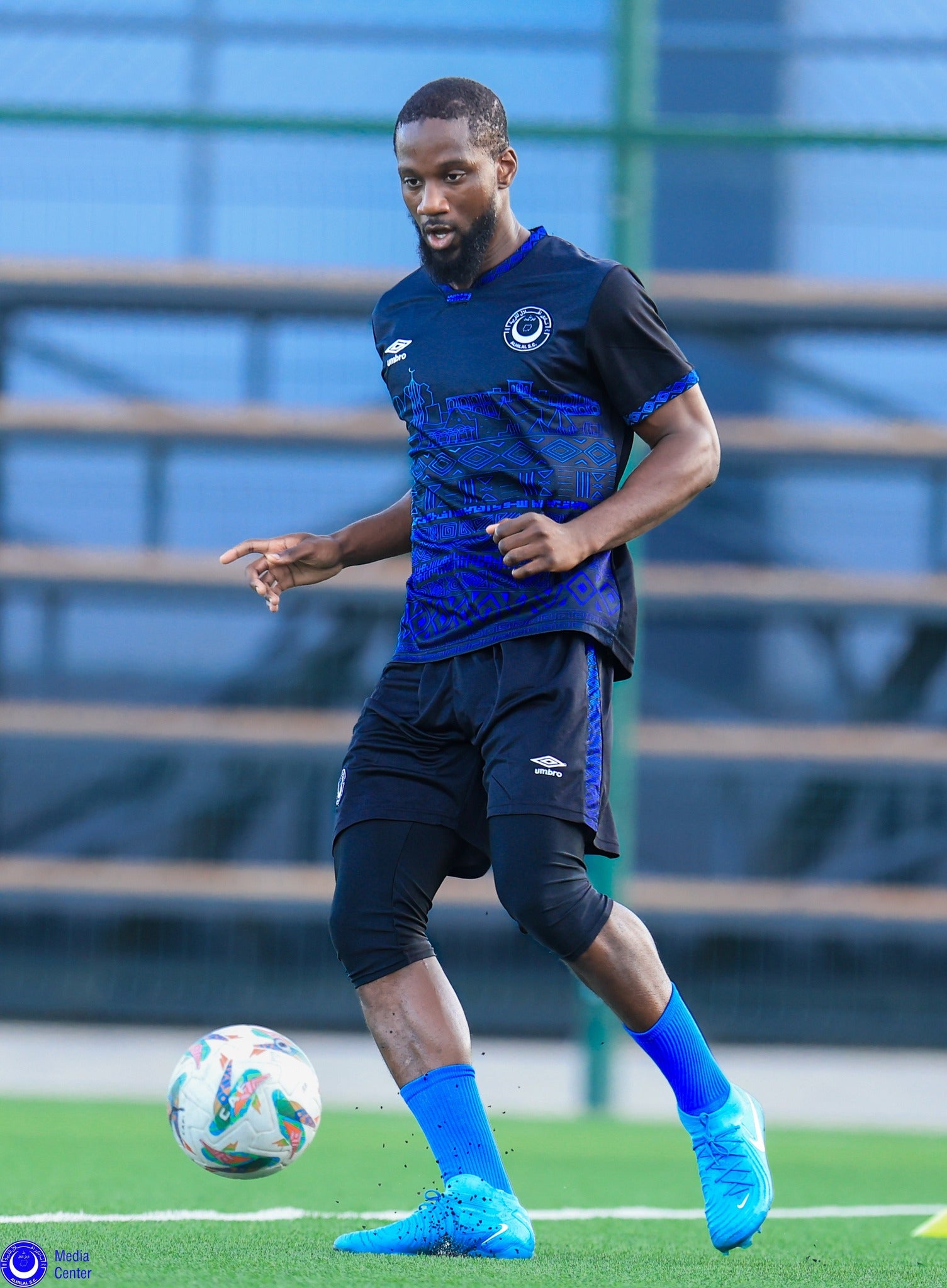 طقم نادي الهلال للجمهور - موسم 2025 - أسود (رجال)